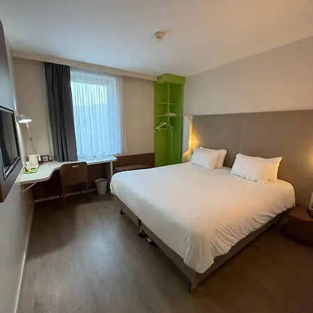 Campanile Gare- Geneve Hotel Annemasse