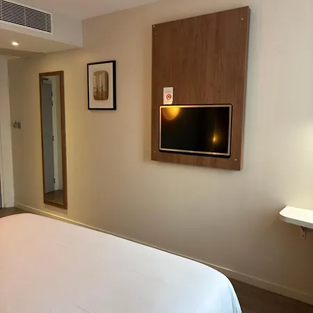 Campanile Gare- Geneve Hotel 3*
