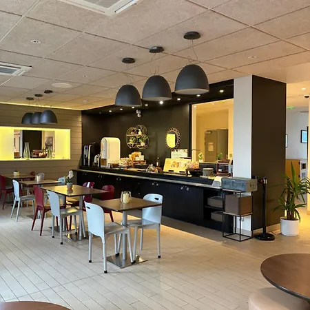 Hotel Campanile Gare- Geneve 3*