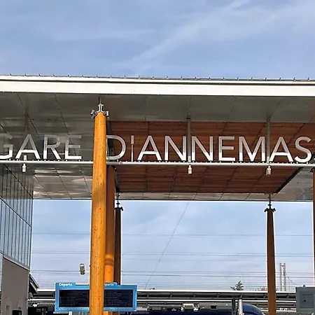 Campanile Gare- Geneve 3*